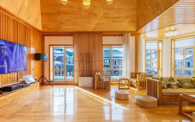 Yabuli Ski Resort winter to Summer Solstice Homestay – Guest Rooms – Harbin