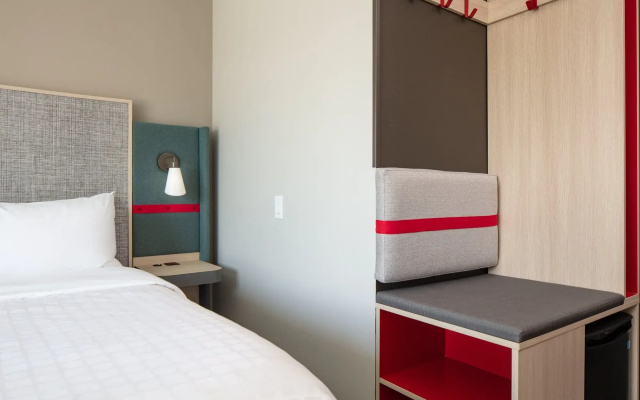 avid hotels Madison - Monona by IHG