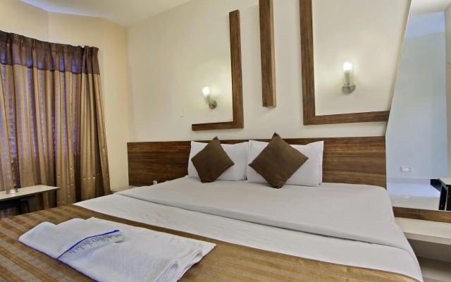Mannars Residency