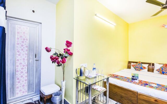 FabHotel Ghosh Villa Guest House