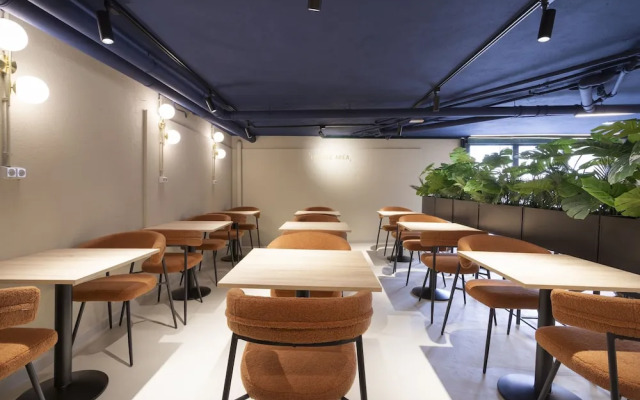Lapa Diplomatic Flat 0 3 by Feel Lisboa