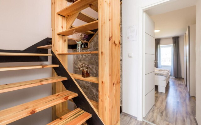 Stunning Home in Rab With Wifi and 3 Bedrooms