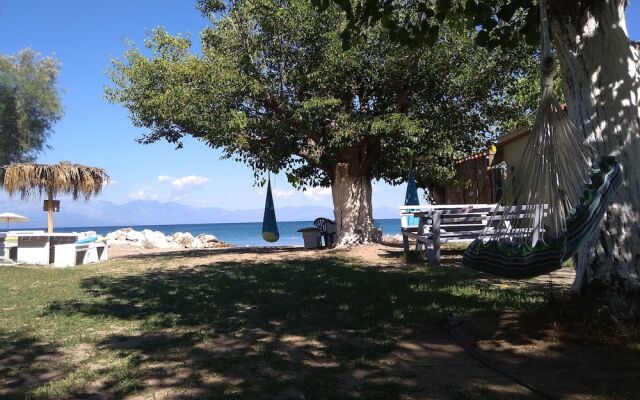 Sarantakis Apartments