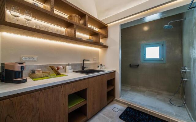 New Villa Katerina - 3 Villas & 3 Private Jacuzzi