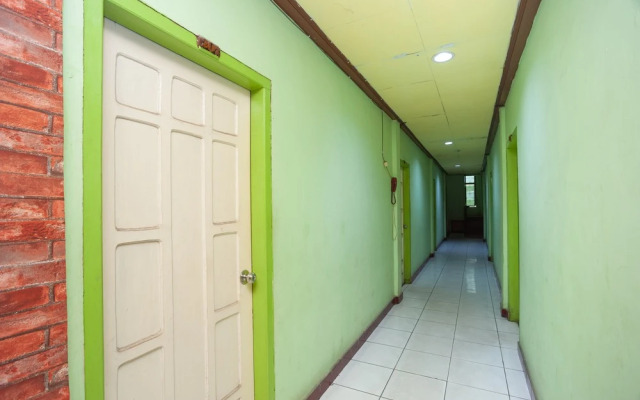 RedDoorz Syariah @ Hotel Matahari 2