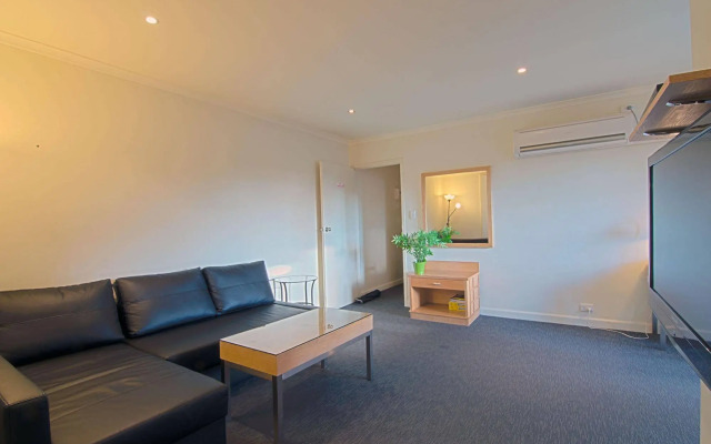 Park Squire Motor Inn and Serviced Apartments