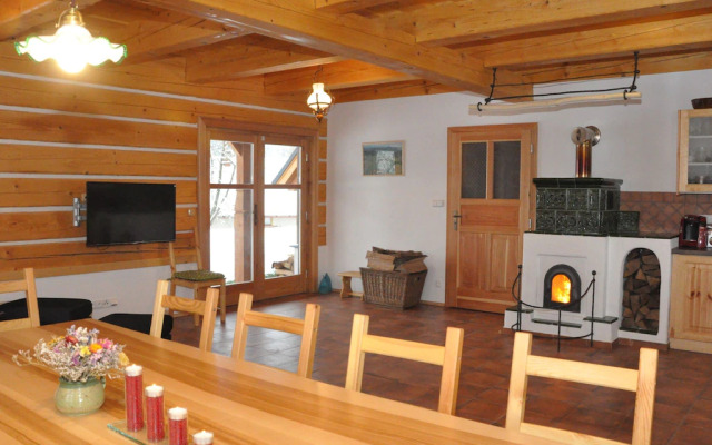 Spacious Holiday Home In Dlouhý With Sauna