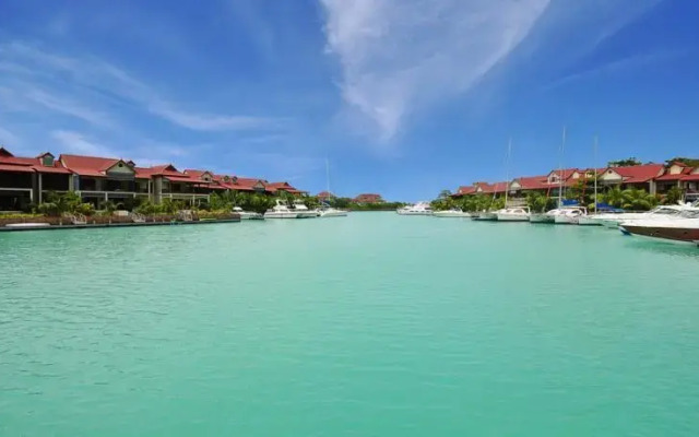 Luxury Apartment on Seychelles