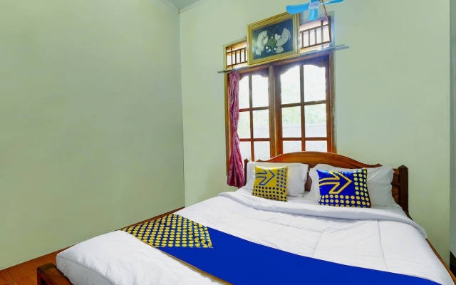 OYO Homes 91154 Desa Wisata Wayang Manyaran Wonogiri – Guest Rooms – Wonogiri