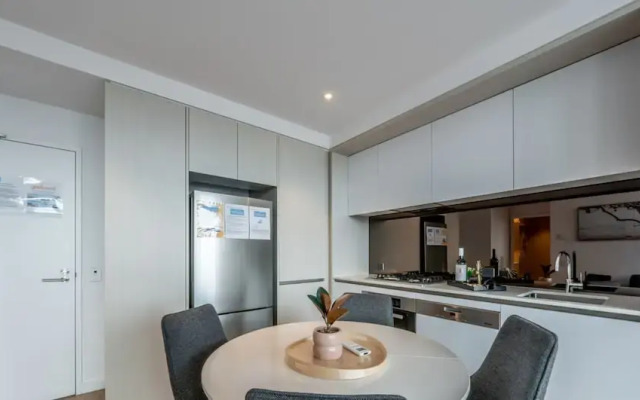 Melbourne Private Apartments - Collins Wharf Waterfront, Docklands