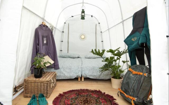 Progress Outdoor Surf Hostel