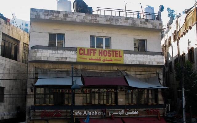 Cliff - Hostel