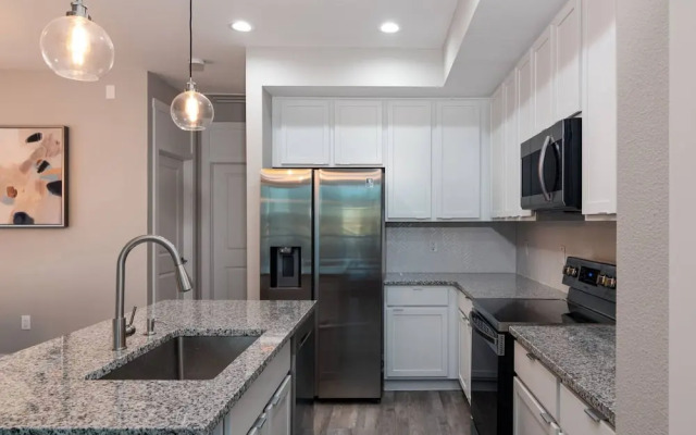 Luxury Pool Home Golf Cart