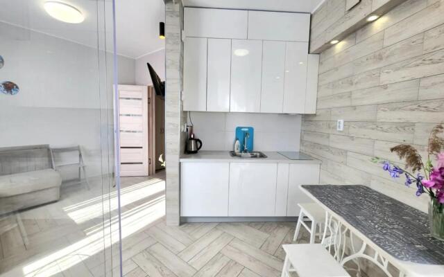 Apartments on Tikhaya street 12