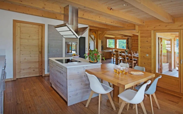 Lodge La Source OVO Network