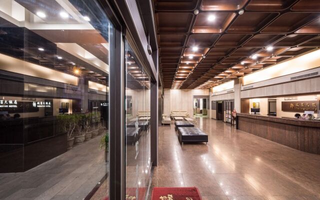 Twinstar Hotel