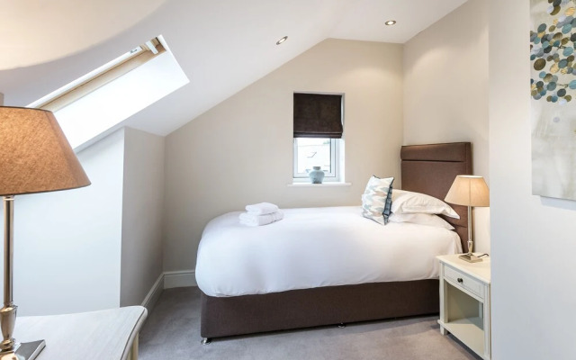 The Penthouse @ Carus Green