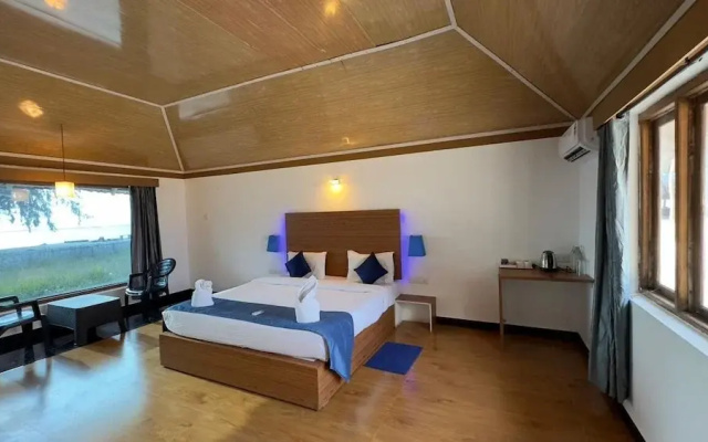Sea Shells Beach Resort