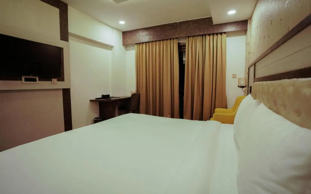 Royal Ritz