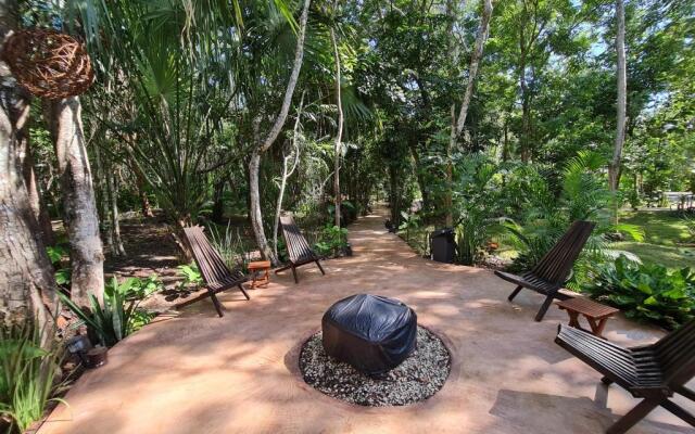 Secret Gardens Bacalar Suite 01 con alberca y bicicletas