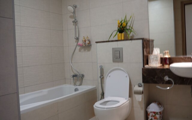 315 furnished 1BR apartments