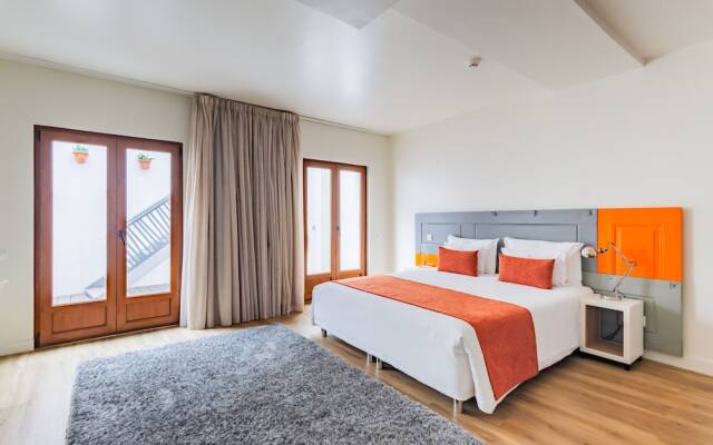 Porta da Arrábida Suites