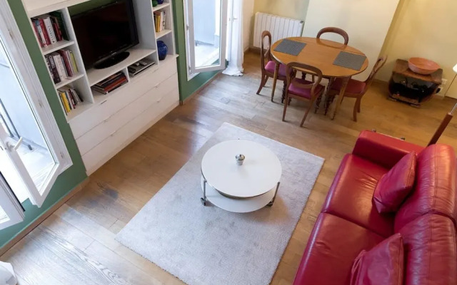 Coquelicot Delightful 1 Bedroom Apt Near Eiffel Tower