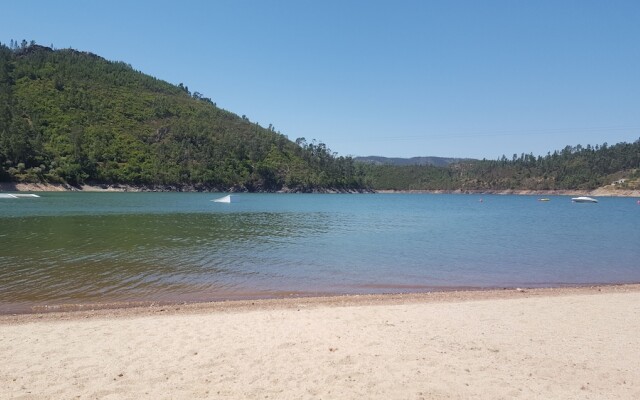 Aguas Belas b& be T1 Blue