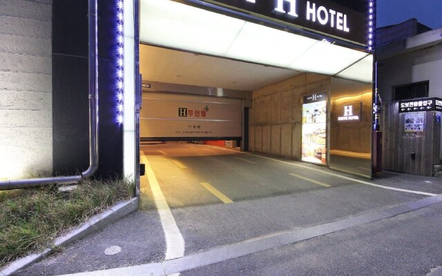 Iksan H Drive Hotel
