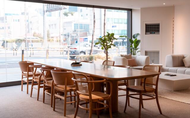 James Joyce Coffetel Elite Seoul (Hotel Double A)