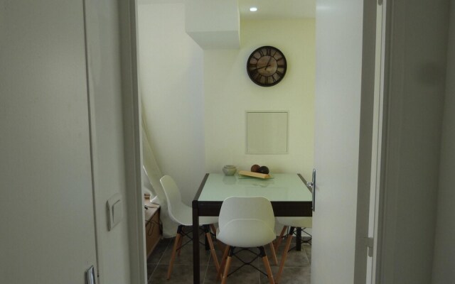 Studio in Nice, With Furnished Terrace and Wifi