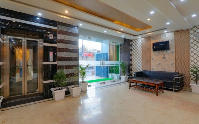 Itsy By Treebo - Super 3 Premium