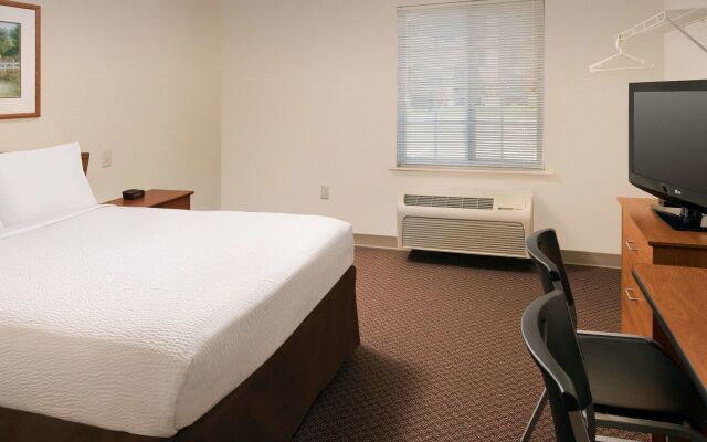 WoodSpring Suites Junction City