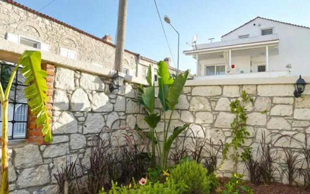Pom Alaçati