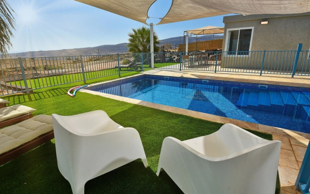 Shmulik Resort