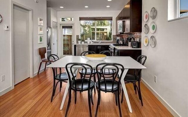 Fremont Jet City Townhome