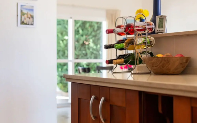 Detached Villa With a Large Private Swimming Pool