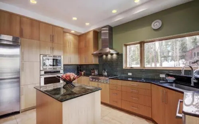 White Cloud Mountain Home