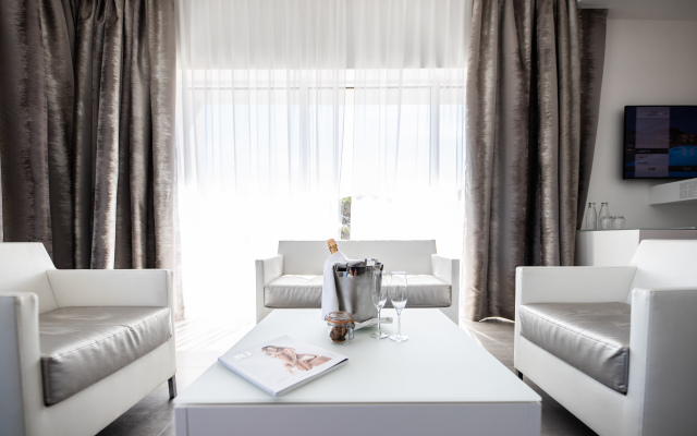 Kube Hotel Saint-Tropez