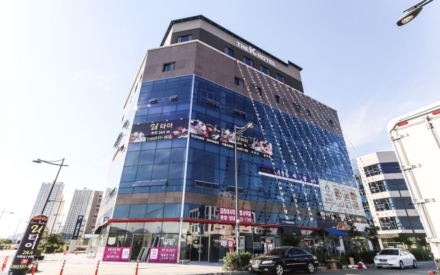 Changwon Jinhae Yongwon Hotel The K