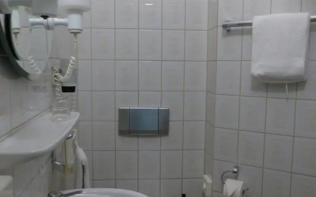 Hotel Zur Alten Oder Frankfurt