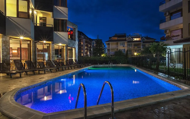 Hotel Lira