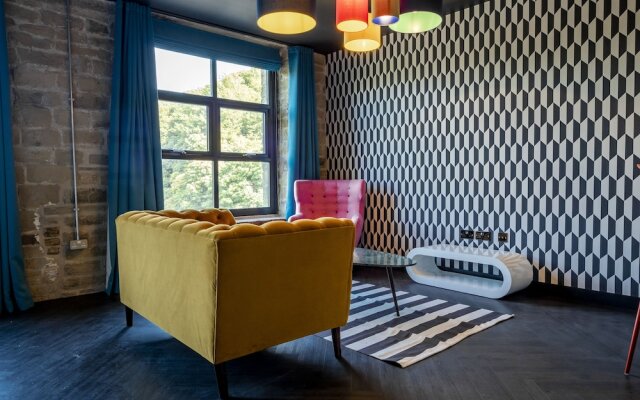 Bowers Mill Aparthotel