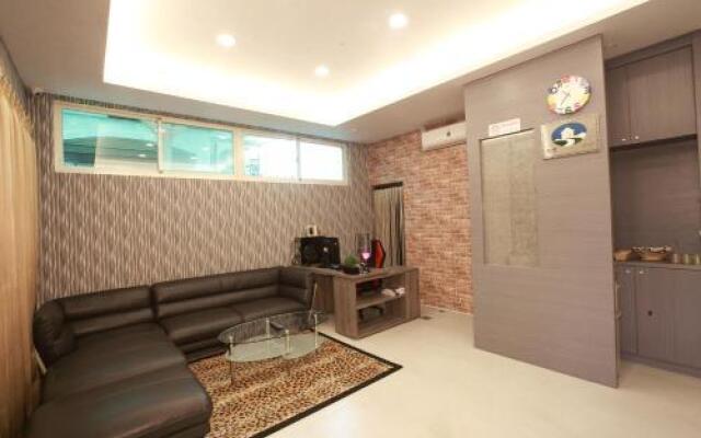 Sun Light Guesthouse
