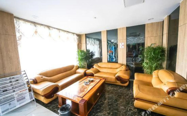 Durian Candy Hotel (Zhuji Diankou Town Passenger Station)