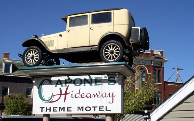 Capone's Hideaway Motel