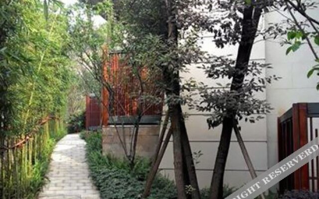 Ronghui Hot Spring Resort