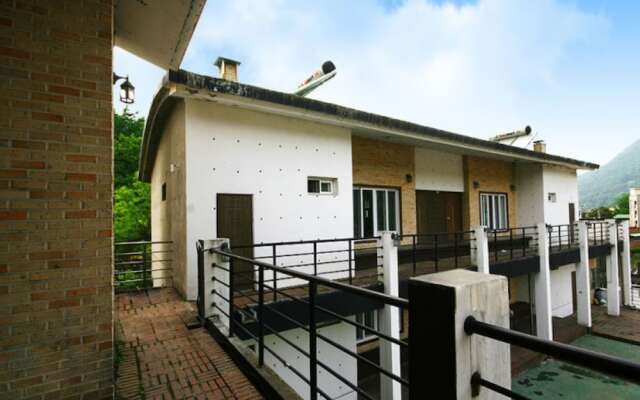 Chuncheon Gangchon Road Ville Pension
