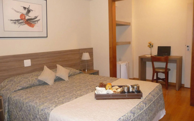 Via Contorno Hotel