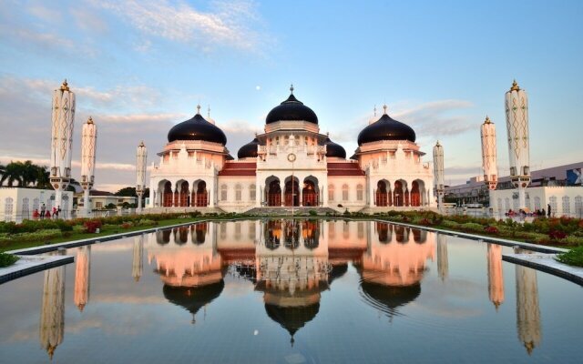 Hotel Amel Convention Hall